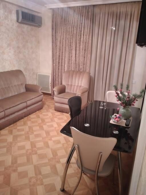 Izi'S Cozy Apartment Кутаиси Экстерьер фото